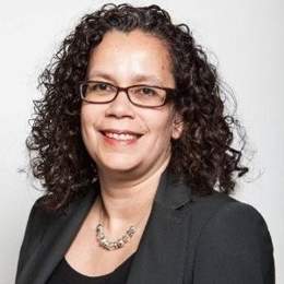 本周美元遭遇显著抛售,对主要货币贬值超过3%。美元指数周一开盘为107.3500,周一至周四的跌幅依次为0.96%、0.93%、1.16%和0.11%,周四收盘时为104.2000。MT NEWSWIRE报道称:“美国经济放缓的预期推动了市场对于美联储今年可能进一步降息的预期,从而加剧了美元的贬值。”