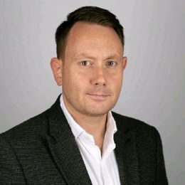 2月26日,担保隔夜融资利率(SOFR)期权市场预计美联储到6月份将降息两次,潜在宽松空间大约50个基点。