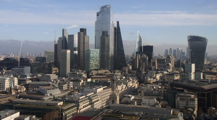 美国邮政署宣布将优化服务标准并实施成本削减措施