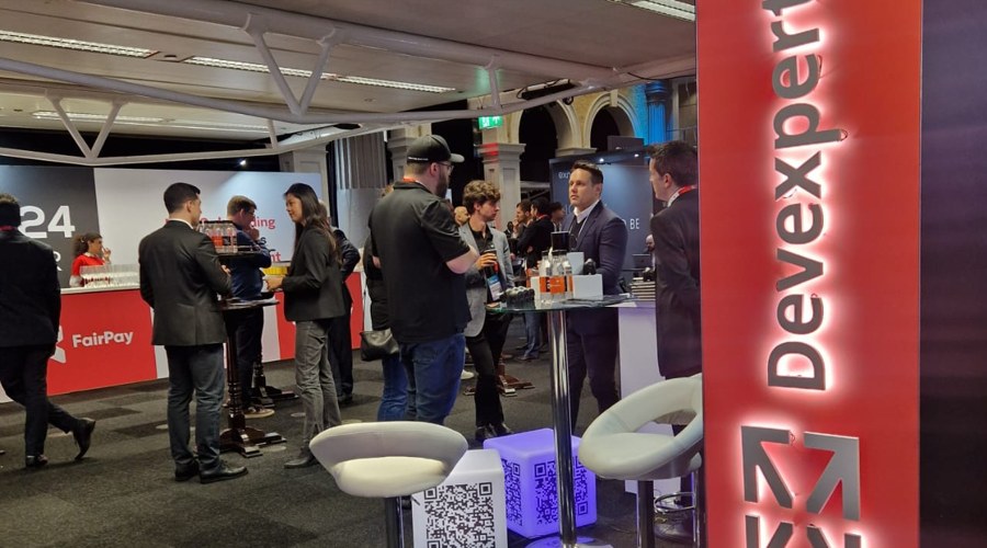 欧洲汽车制造板块涨势明显,法国圣戈班、雷诺与沃尔沃股价上涨,而斯泰兰蒂斯则出现下跌